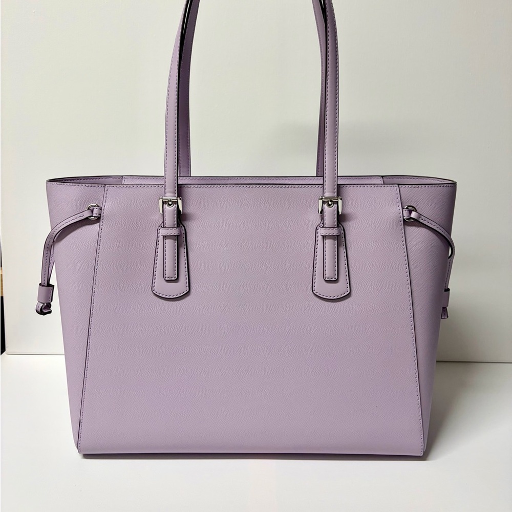 MICHAEL KORS Voyager Large
Saffiano Leather Shoulder Tote Bag Lilac - Picture 8 of 12